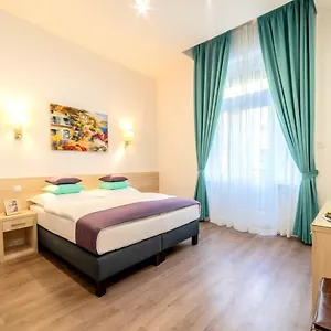 Lejlighedshotel Global, Budapest
